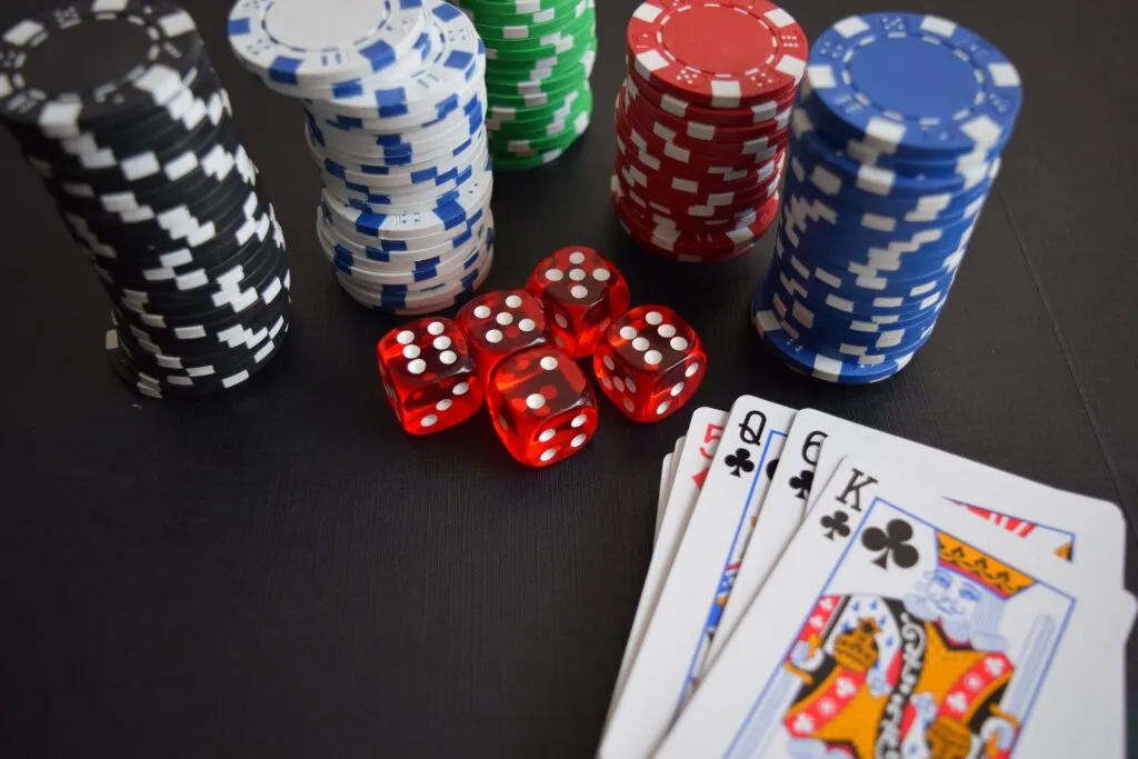 Nocivitatea Jocurilor de Noroc Poker